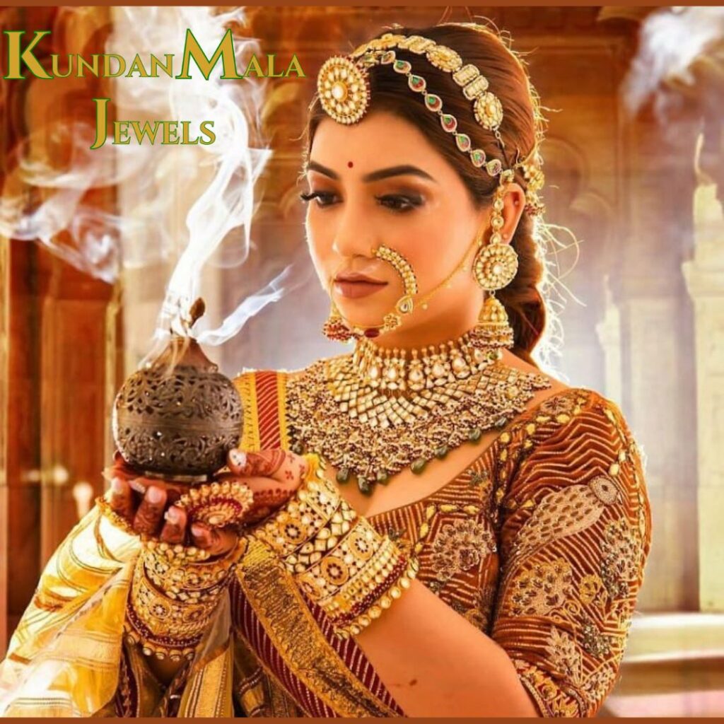 match-kundan-necklaces-to-your-outfit