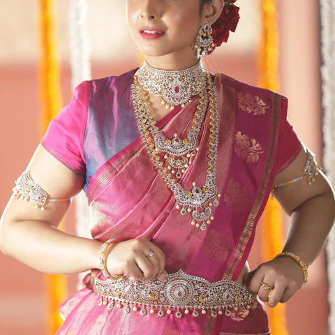 Vanki bridal armlets