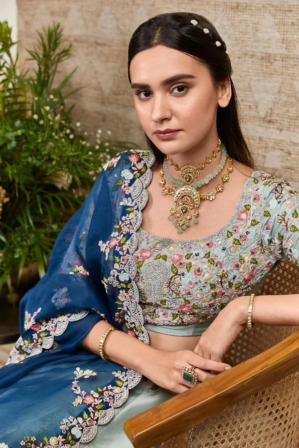 You are currently viewing The Role of Jewelry in Empowering Women