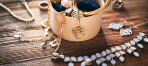 Read more about the article Jewelry Trends for Millennials: What’s Popular Now
