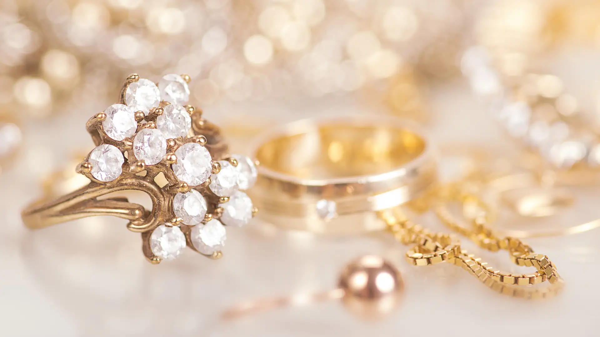 Read more about the article Valentine Day Jewellery: Symbolism and Traditions