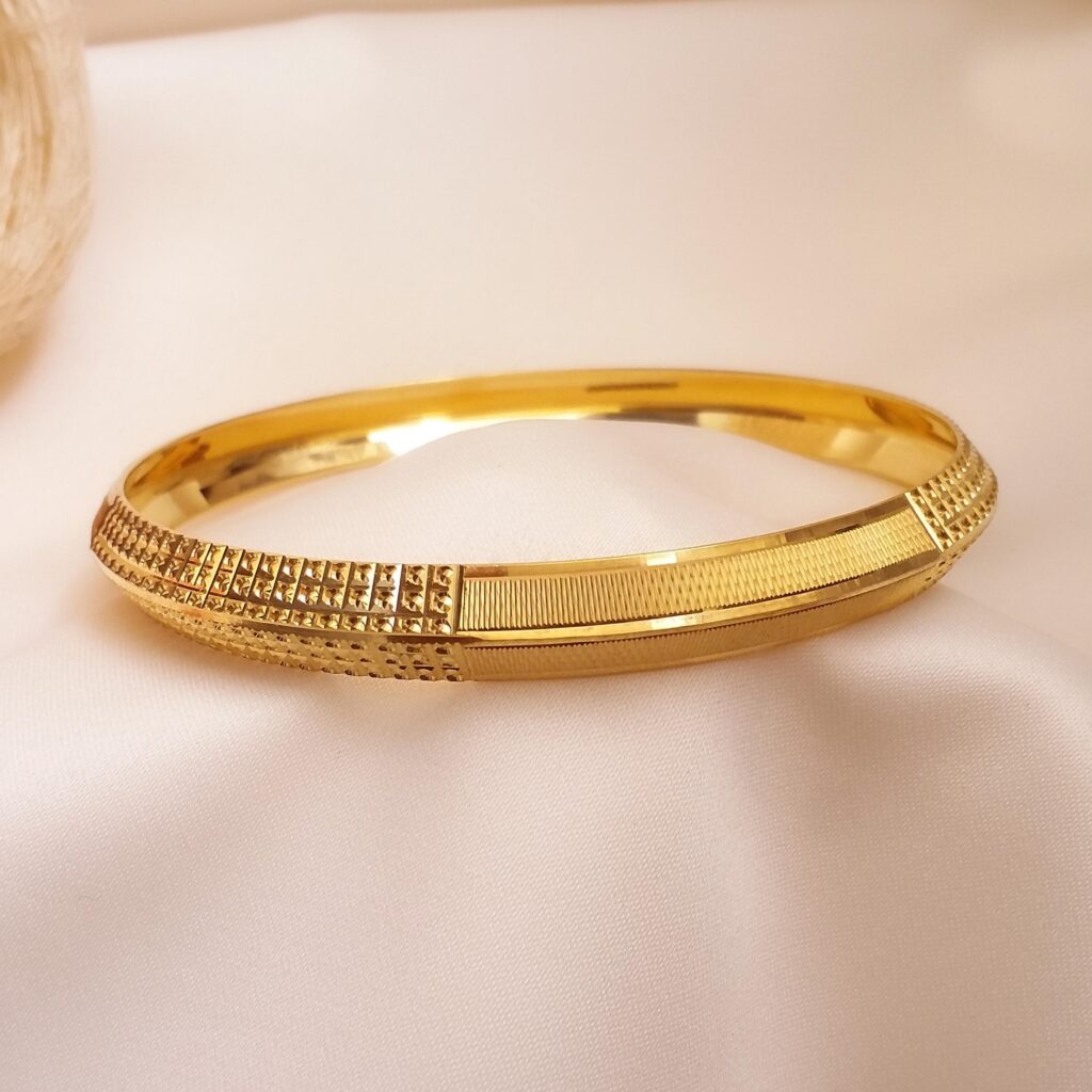 gold kada for men