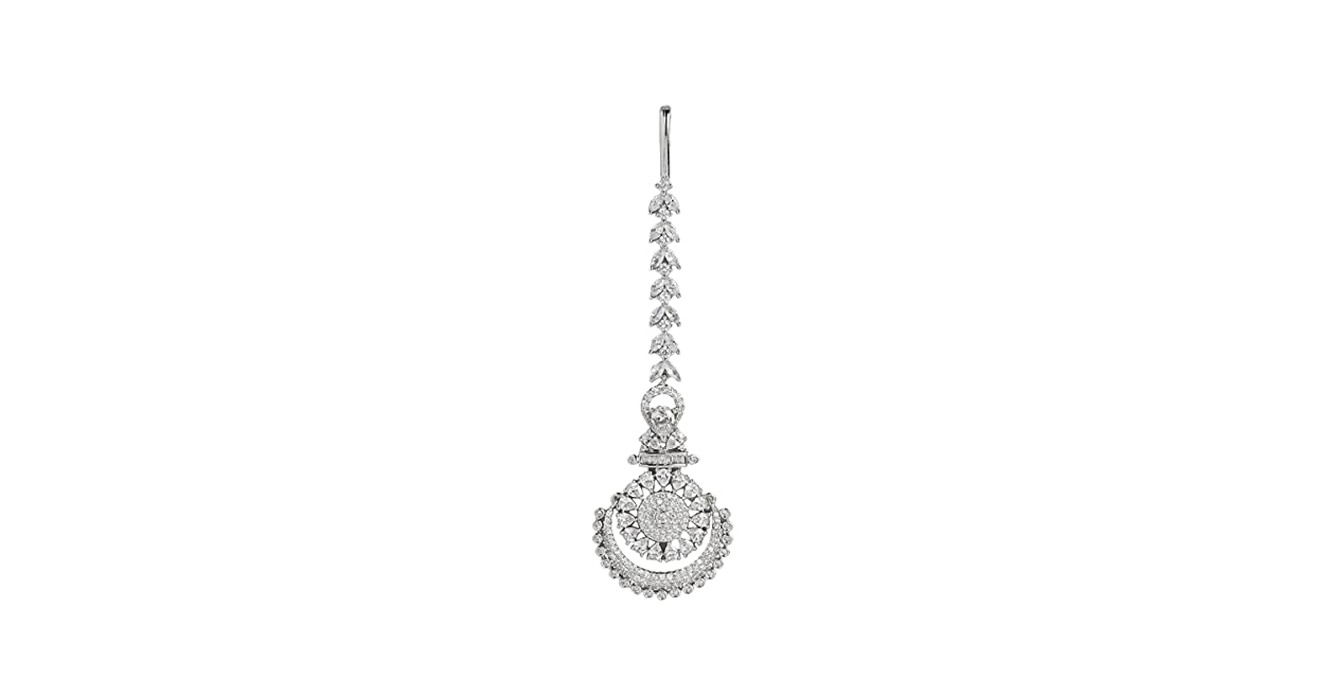 Read more about the article Radiant Elegance: Diamond-Embedded Silver Tika for Bengali Bride