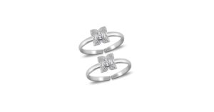 Read more about the article Graceful Diamond‑Enhanced Silver Bichiya Toe Rings