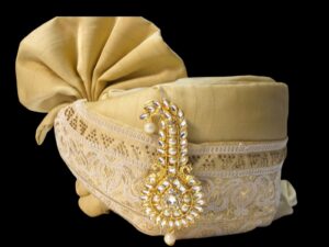 Read more about the article 7 Royal Reasons Pagdi Jewellery Is a Must for Marwari Wedding Turbans