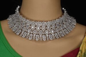 Read more about the article Silver Panchlada Sets with Diamond Elements