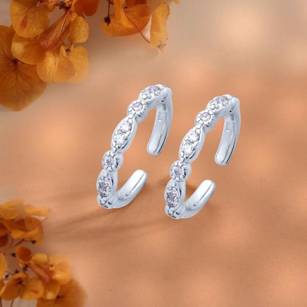 Diamond toe rings