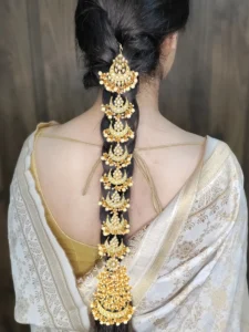 Read more about the article 7 Regal Ways Braid Hair Chains Transform Your Traditional Look