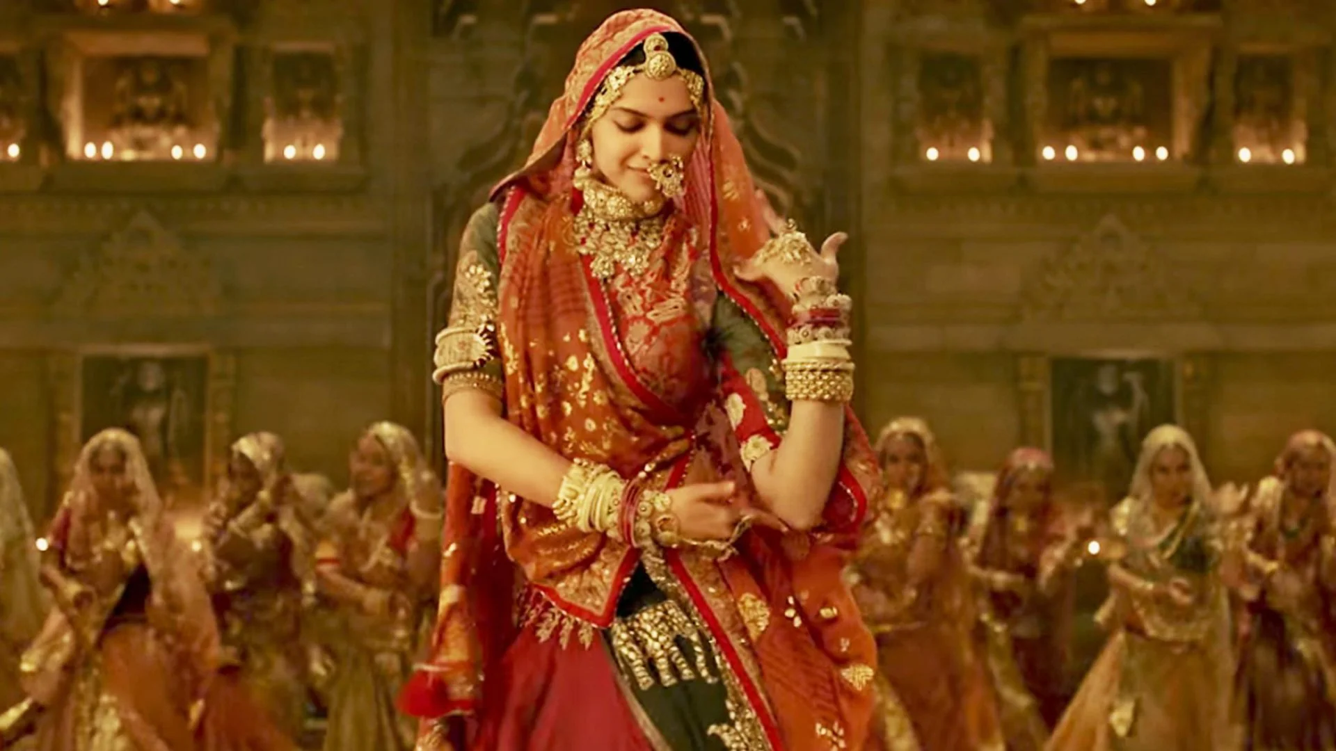 Read more about the article Top 9 Vanki Bridal Armlets for Radiant Brides