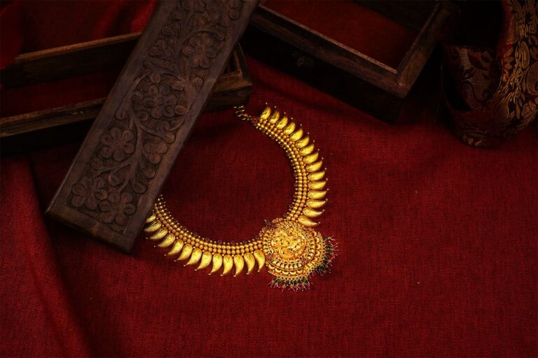 Bold Styles: Best Jewellery for Men India to Stand Out